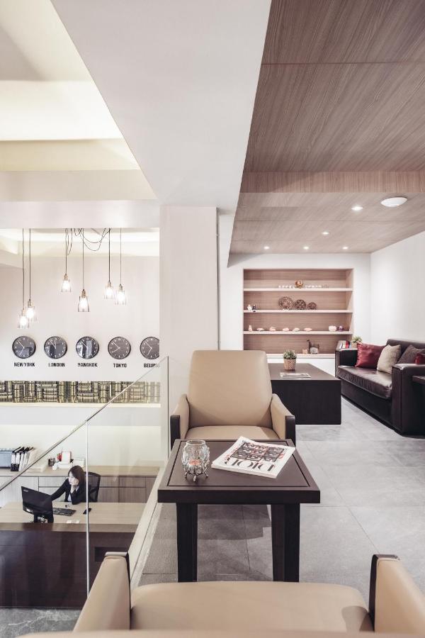 China Cozy Asoke Hotel Bangkok Buitenkant foto